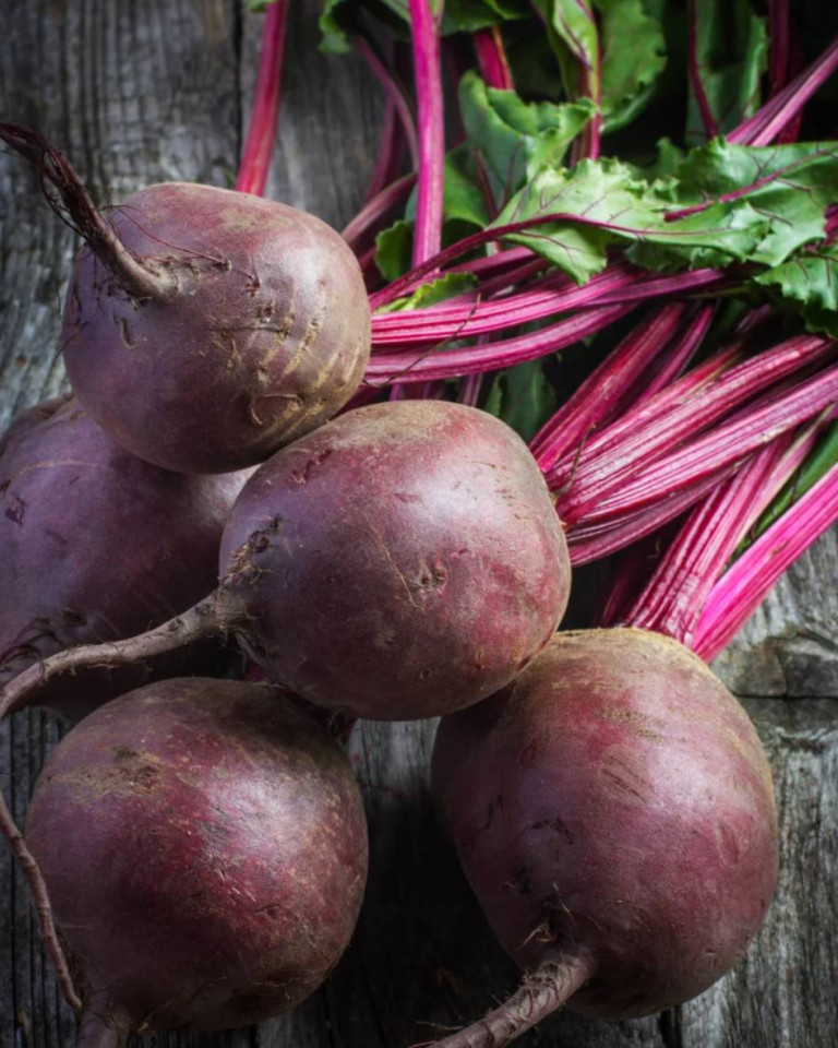 Sfecla rosie cu frunze, ECO, 3buc