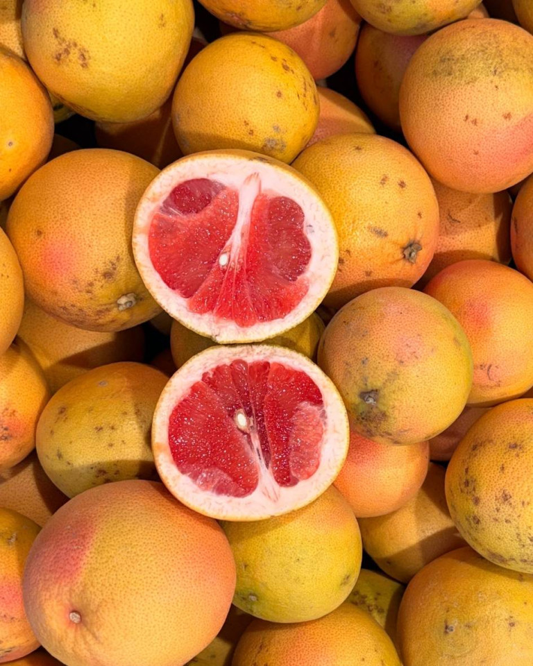 Grapefruit rosu, ECO, 2buc (min 700g)