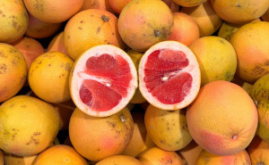 Grapefruit rosu, ECO, 2buc (min 400g)